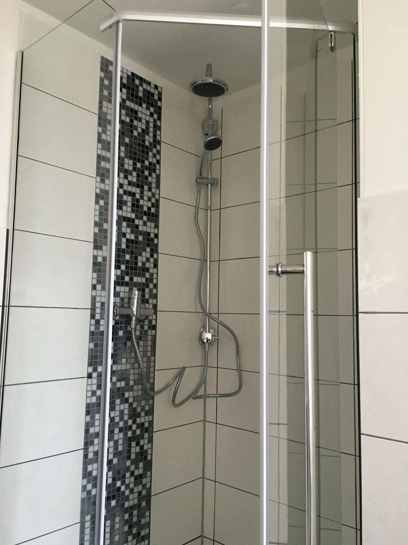 B&B Check Mate Рурмонд Экстерьер фото